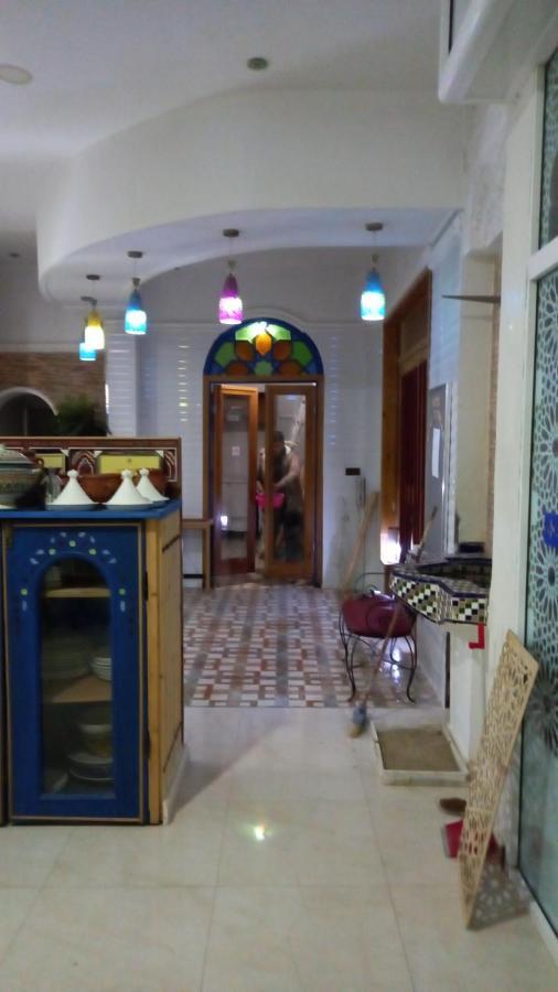Hôtel ryad tetouan aéroport Exterior foto