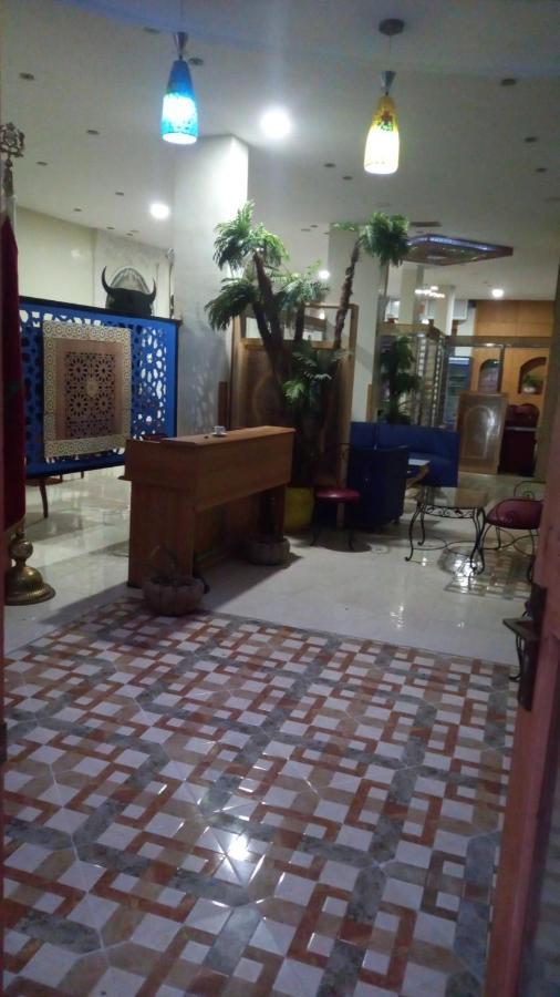 Hôtel ryad tetouan aéroport Exterior foto